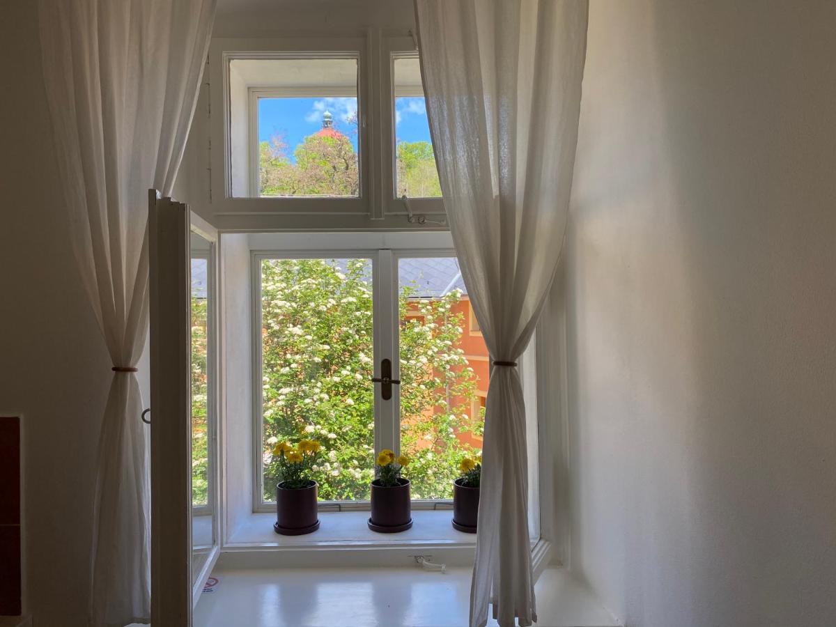Hotel Penzion Pod Kalvarii à Úštěk Extérieur photo